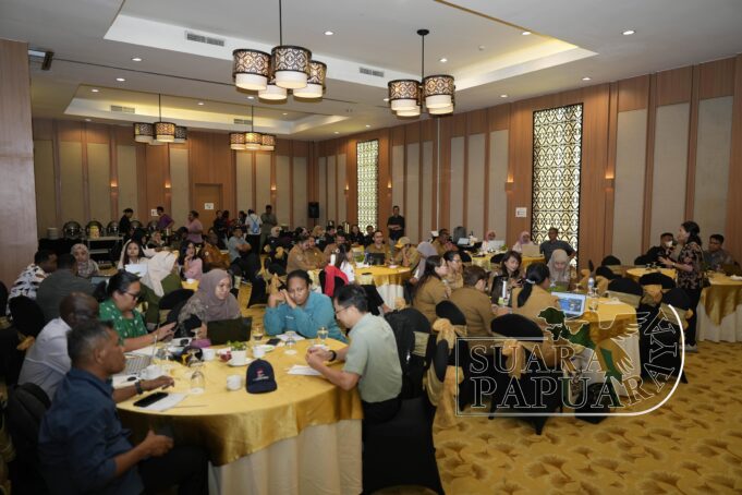 Membangun Kesadaran Masyarakat, Tantangan Program Kesehatan YPMAK