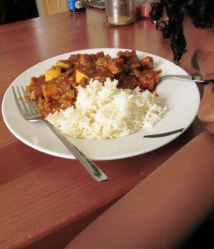 Sepotong Tahu dan Ketakutan Felix yang Menggelitik