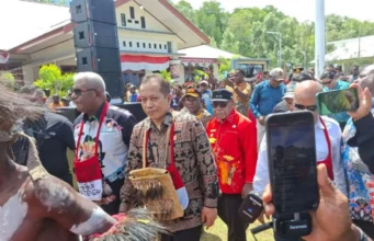 Resmikan Koperasi Desa di Atuka, Menkop Apresiasi Inisiatif Pemkab Mimika