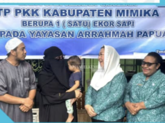 TP-PKK Mimika Serahkan Bantuan Hewan Kurban kepada Yayasan Arrahmah Papua