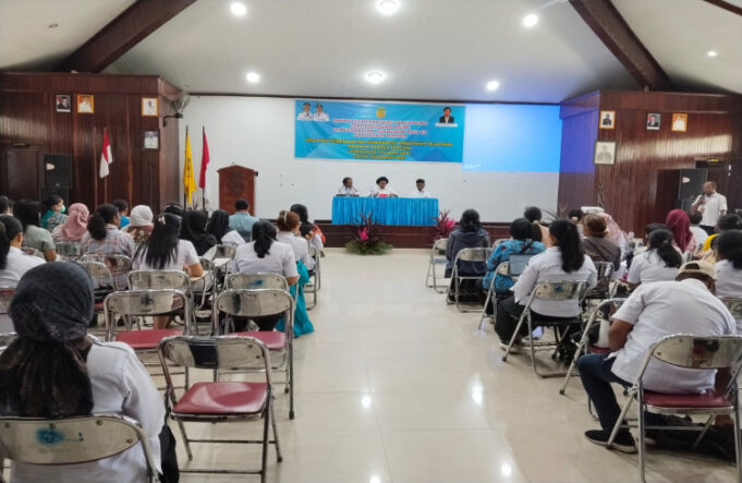 Genjot Akurasi Data Bangga Kencana, DP3AP2KB Mimika Latih Petugas Puskesmas Gunakan Aplikasi SIGA