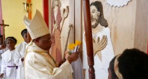 Guru Amareyau dan Gereja Katolik Ugapuga