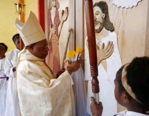 Guru Amareyau dan Gereja Katolik Ugapuga