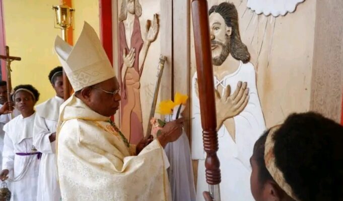 Guru Amareyau dan Gereja Katolik Ugapuga