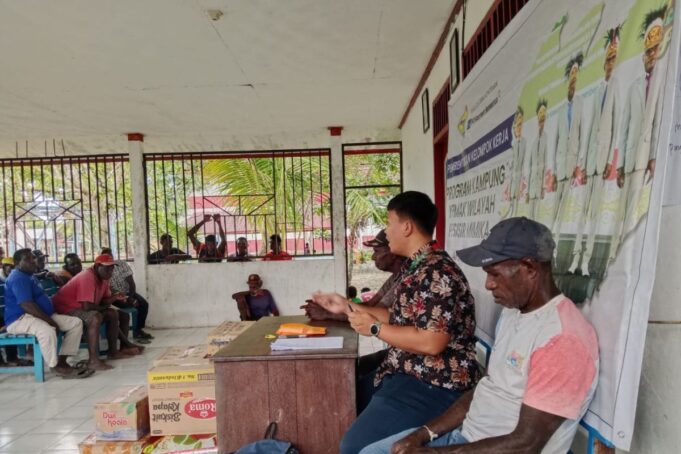 YPMAK Bentuk Pokja Kampung di Pigapu, Dorong Ekonomi Masyarakat Pesisir Mimika