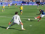 Brace Mbappe Bawa Prancis Cukur Swedia 3-0, Les Bleus Tantang Paraguay di 16 Besar